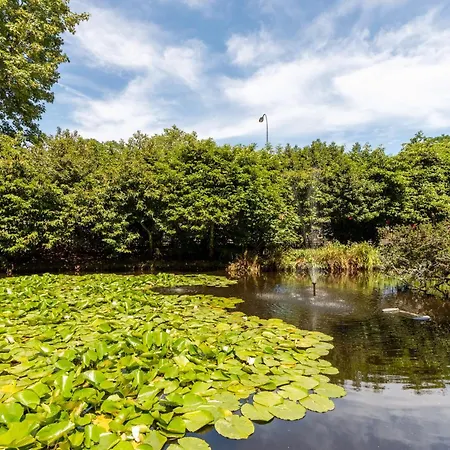 Apartamento Stunning Close To Station With Scenic Pond View *