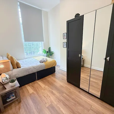 Cosy 2-bedroom Flat With Free Wi-fi In Shepherds Bush Near Westfield Apartamento Londres