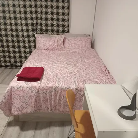 Modern In Southeast London Habitación en casa particular Plumstead (Greater London)
