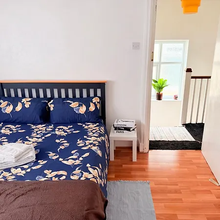 Lovely In Wembley Stadium Homestay