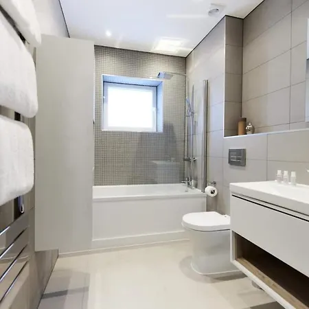 Apartment The Wembley Park Sanctuary - Stunning 2bdr Flat With Balcony London