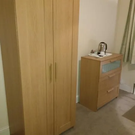 Acton Lodge Guest House Guest house London