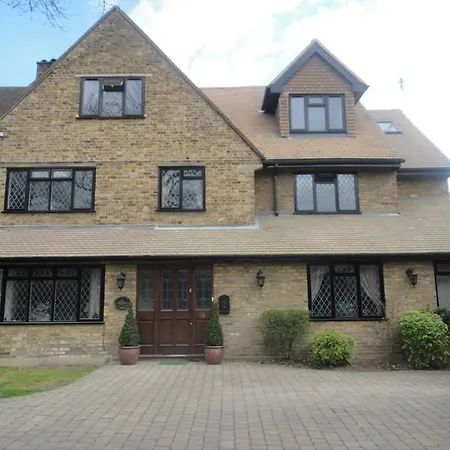 The Oaks Guest house