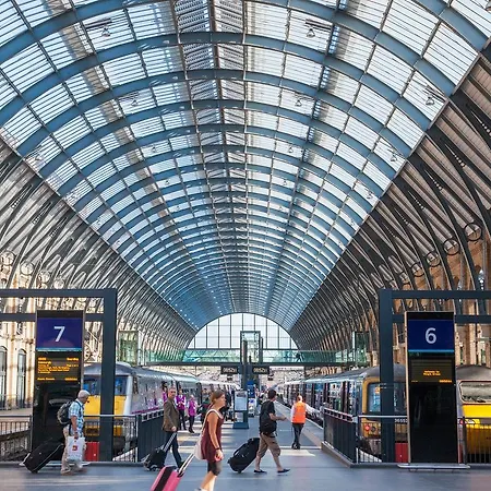 Capital Host- Euston *