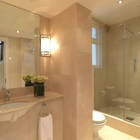 The Rubens At The Apartment London