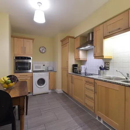 Beautiful 4-bedroom Flat In Bridge/borough! Apartment London