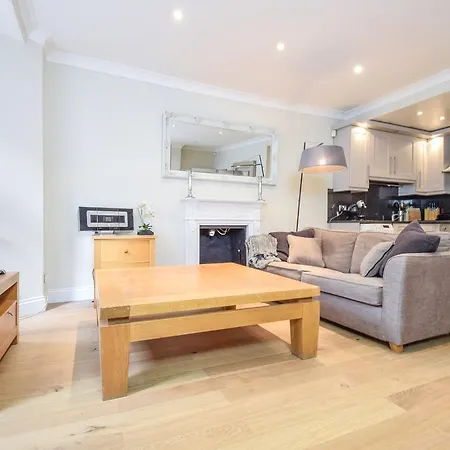 Chelsea Apartment