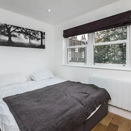 Kings Cross Apartments * London