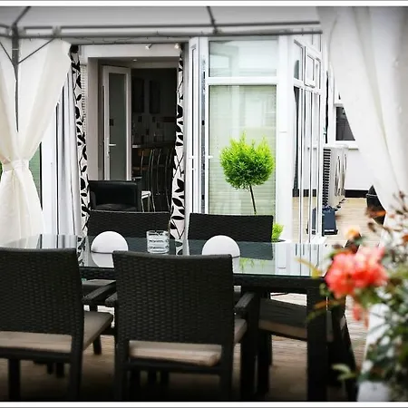 Guest house Malvern Road To Let London