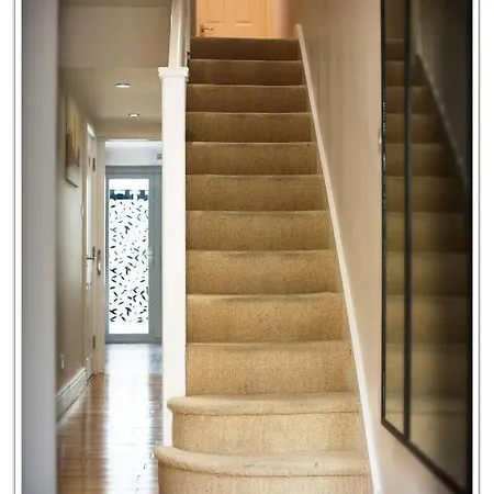 Malvern Road To Let