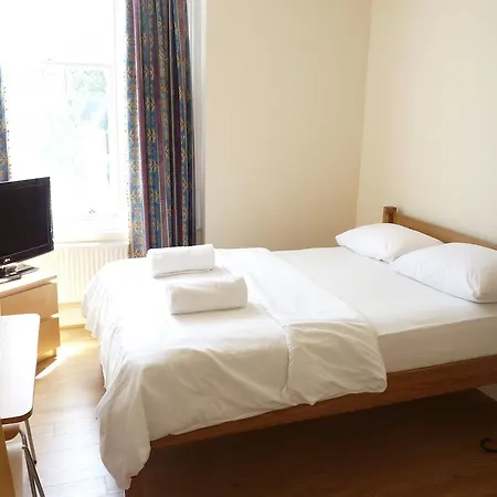 アパートホテル Earls Court