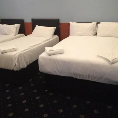 Hartley Hotel 2*