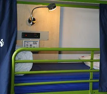 Auberge de jeunesse Onefam Waterloo 18-36 Years Old