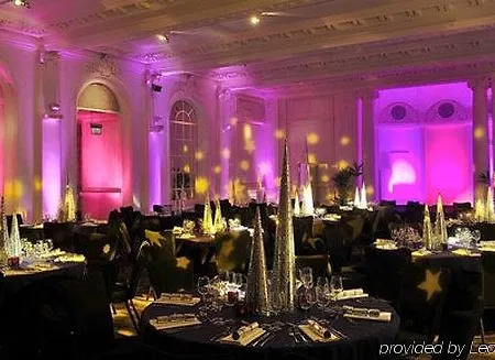 The Grand At Trafalgar Square 4* לונדון
