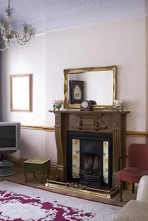 Mentone 3* London
