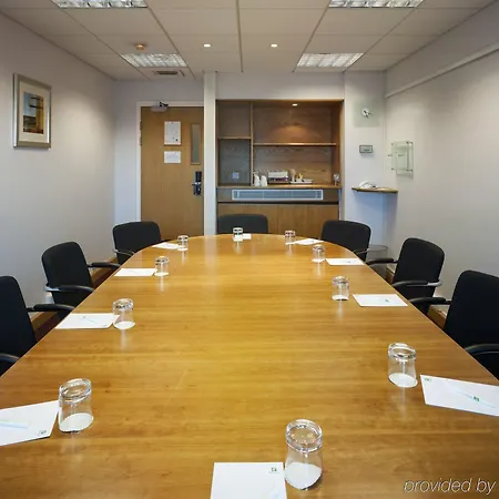 Hotel London Cross, An Ihg Brent