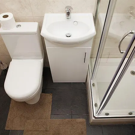 Central London Budget Hotel *