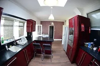 Гостевой дом The Beehive 3*