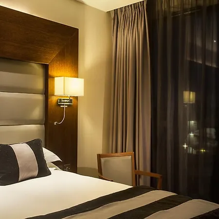 Hotel Park Grand Heathrow Hounslow