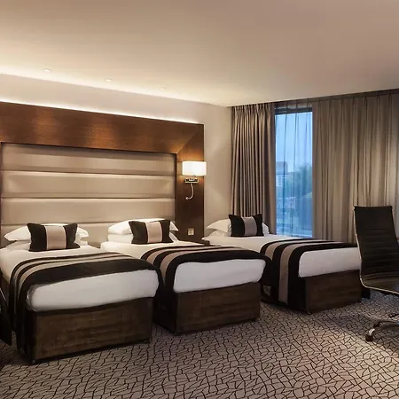 Hotel Park Grand Heathrow