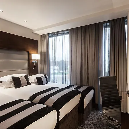 Park Grand Heathrow