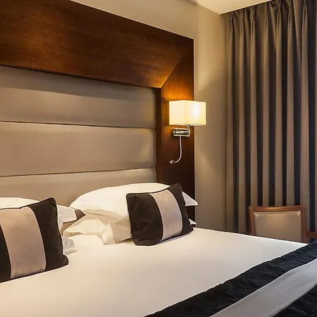 Hotel Park Grand Heathrow