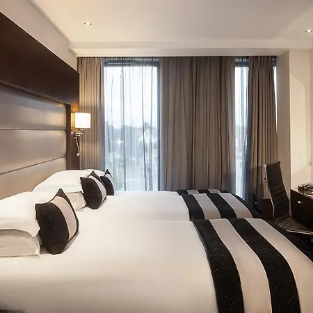 Park Grand Heathrow Hotel