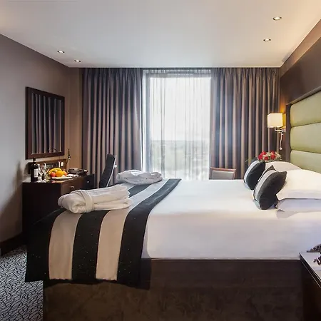 Park Grand Heathrow 4* Hounslow