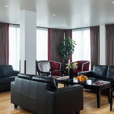 Park Grand Heathrow Hotel 4*