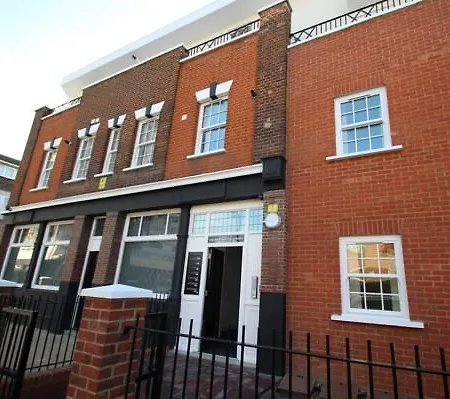 Excel Apartments Stratford
