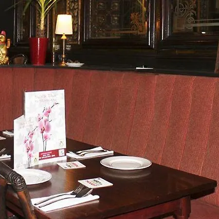 The Chippenham 2* London