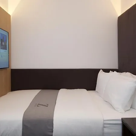 The Z Victoria London