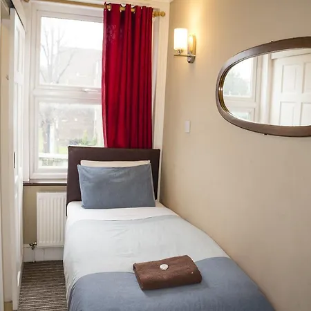 Otel Cricklewood 2*