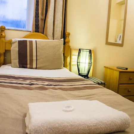 Cricklewood Otel Londra