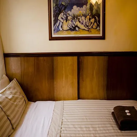 Otel Cricklewood 2*