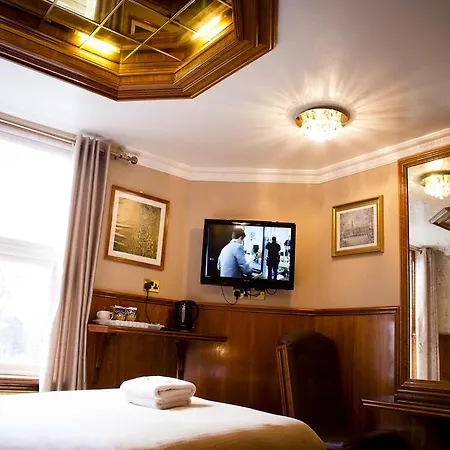 Cricklewood Otel 2*