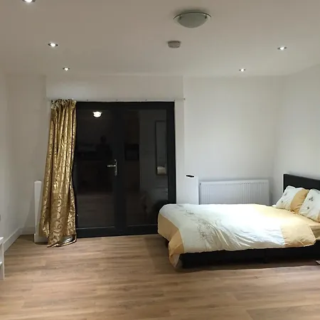 The Luxury 3*