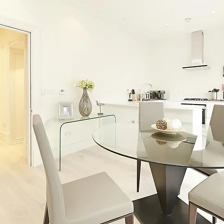 Stayo Exeter Street * London