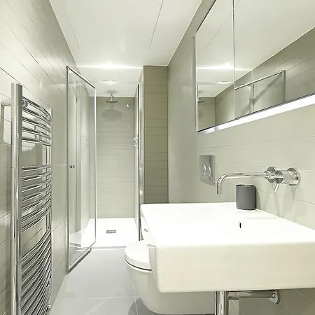 Stayo Exeter Street Apartment *