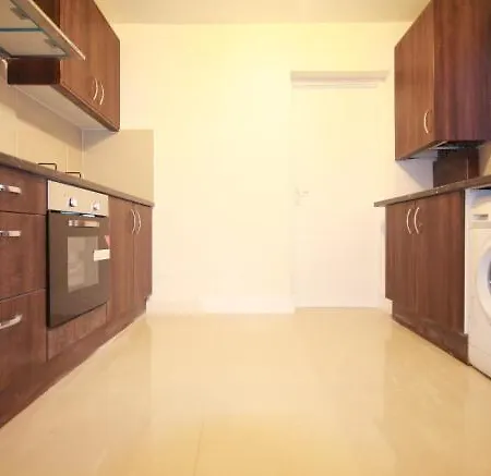 Larsvale Guest house 3*