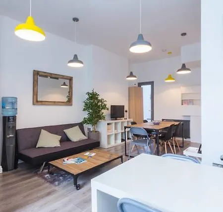 Generous Apartments Apartment London