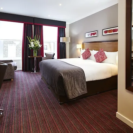 The Rembrandt 4*
