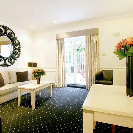 Collingham Serviced 4* Londra