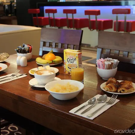 Express London-swiss Hotel London