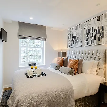 Lak Serviced Apartment