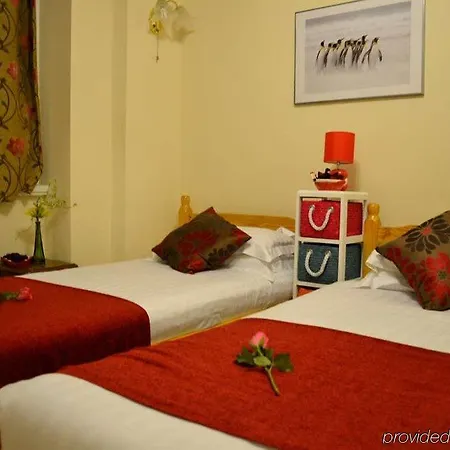 Hotel City London Hotel 3*