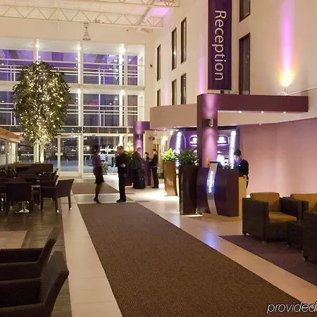 호텔 Premier London Heathrow Airport T2 & T3 - Bath Road 하운슬로우