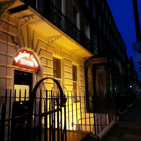 Berkeley Court Hotel 2*