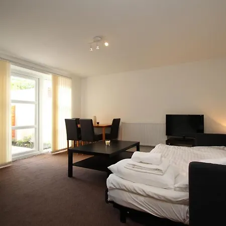 Excel Apartments Stratford Apartahotel 4*