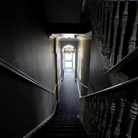 Hotel The 29 3*